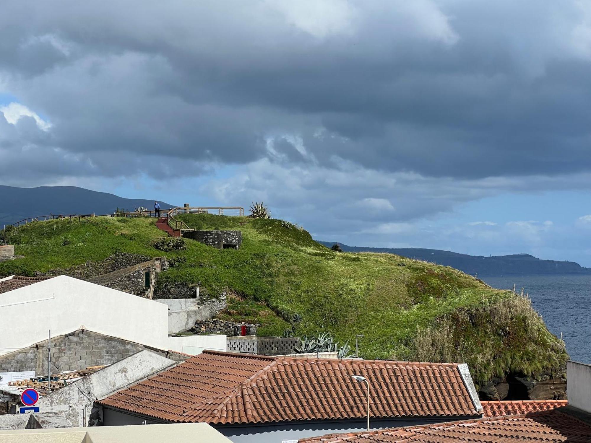 Casa A 2 Minutos A Pe De Piscina Natural Ponta Delgada Buitenkant foto