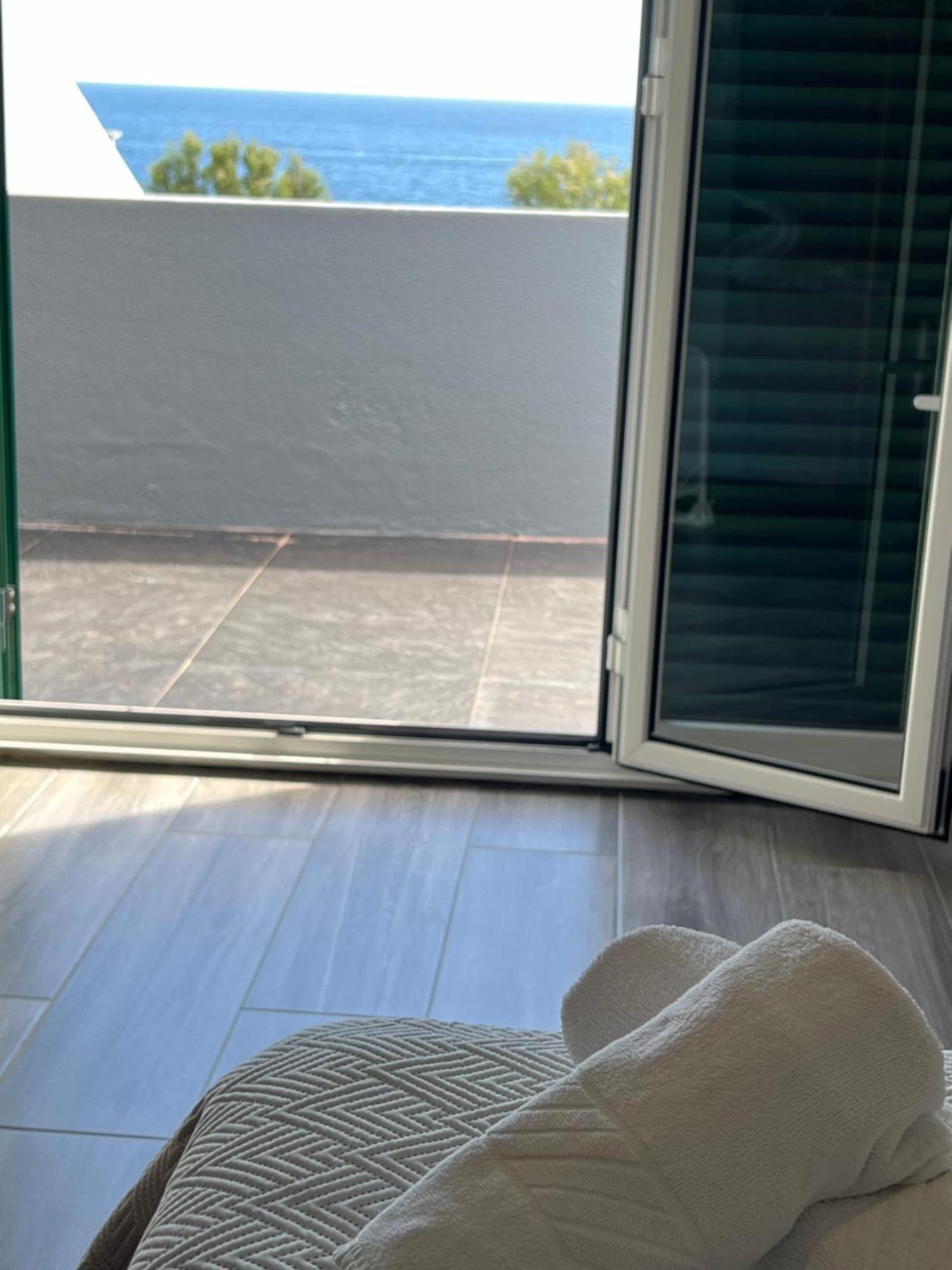 Casa A 2 Minutos A Pe De Piscina Natural Ponta Delgada Buitenkant foto
